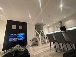 Modern Style in Nottingham City Center