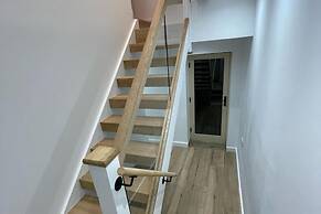 1 Bed-sleeps 3-patio-2 min to Beach