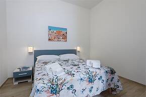 Bedda Luna Apartments