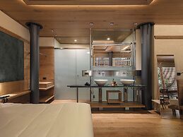 Elysia Boutique Hotel