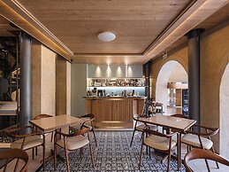 Elysia Boutique Hotel