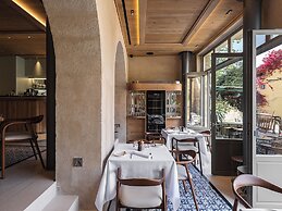 Elysia Boutique Hotel