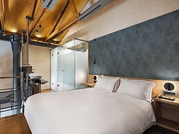 Elysia Boutique Hotel