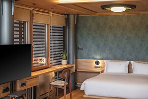 Elysia Boutique Hotel