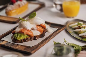 Elysia Boutique Hotel
