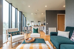 Stunning EcoRetreat Pods in Old Chalford