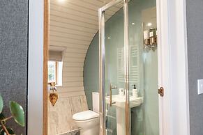 Stunning EcoRetreat Pods in Old Chalford