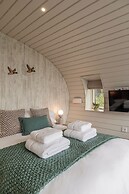Stunning EcoRetreat Pods in Old Chalford