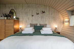 Stunning EcoRetreat Pods in Old Chalford