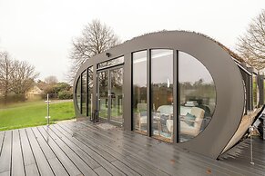 Stunning EcoRetreat Pods in Old Chalford