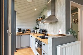 Stunning EcoRetreat Pods in Old Chalford