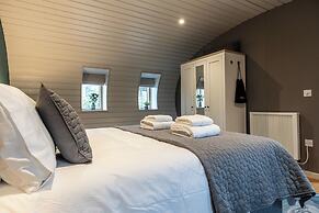 Stunning EcoRetreat Pods in Old Chalford