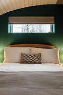 Stunning EcoRetreat Pods in Old Chalford