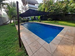 Birds House, Puerto San Jose