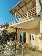 Luxury Apartments Kanali