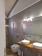 Luxury Apartments Kanali