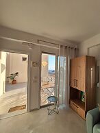 Luxury Apartments Kanali