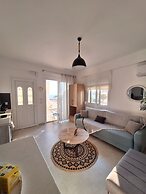 Luxury Apartments Kanali