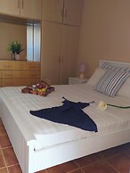 Luxury Apartments Kanali