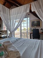 Luxury Apartments Kanali