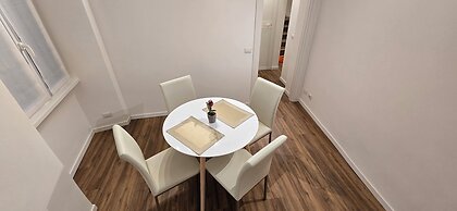 Rooms And Comfort Apartment