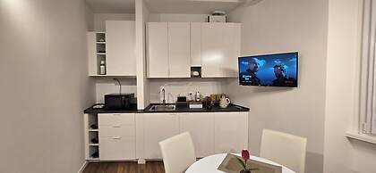 Rooms And Comfort Apartment