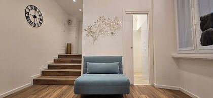 Rooms And Comfort Apartment