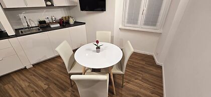 Rooms And Comfort Apartment