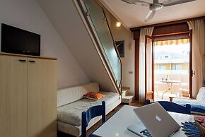 Oceanview Apartment With two Terraces