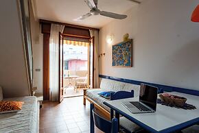 Oceanview Apartment With two Terraces