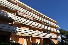 Oceanview Apartment With two Terraces