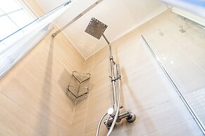 Charming Apartment With Garden and Pool