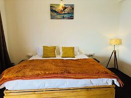 Aura by RA Manali - Mountain View