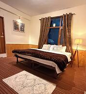 Aura by RA Manali - Mountain View