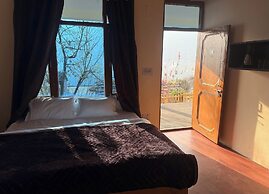 Aura by RA Manali - Mountain View