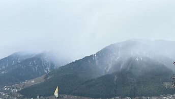 Aura by RA Manali - Mountain View