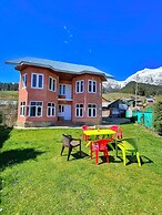 Kolahoi Heights
