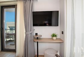 EdgeWater Beach Hotel