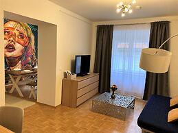 Carillon by BestChoice  - Parking Option