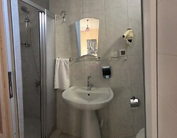 benjy motel pansiyon