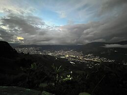 Don leandro Coffee farm  Glamping