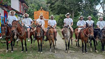Don leandro Coffee farm  Glamping