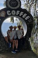 Don leandro Coffee farm  Glamping