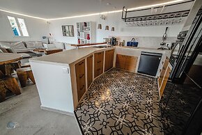 Zen Blue Suites Luxury and Nature in Kea