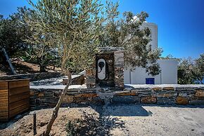 Zen Blue Suites Luxury and Nature in Kea