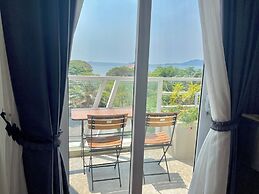 Kep Sea View Hotel & Sky Bar