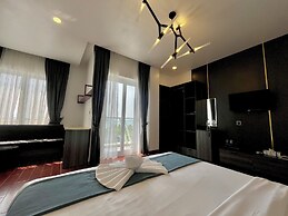 Kep Sea View Hotel & Sky Bar