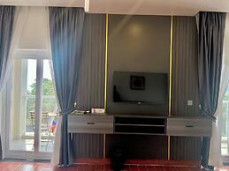 Kep Sea View Hotel & Sky Bar