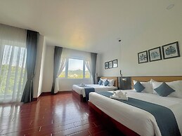 Kep Sea View Hotel & Sky Bar