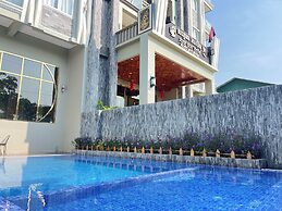 Kep Sea View Hotel & Sky Bar